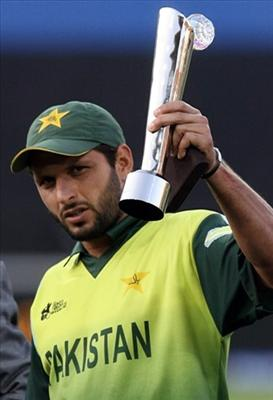 Poll: Who Would Win The Pak  Aussie Championship