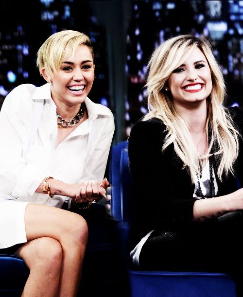 Lovatic Ve Smiler Misin