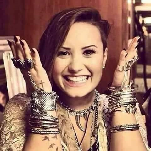 Lovatic Misiniz