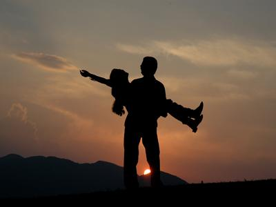 Hangi Aşk Şarkısını Siz Yazmalıydınız.?