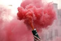 (Pink) Smoke Bomb