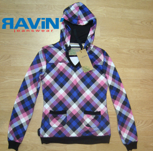 Nice Sweatshirt For 49 LE At The Sale