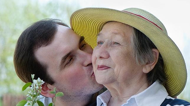 ¿Vives Con Tu Madre?