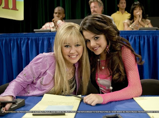 ¿A Qué Amigas Famosas Se Parecen