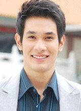 อ๋อม หรือ บาส