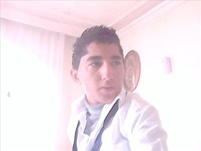 Sizce Hakan Aydın Edayı Çok Mu Seviyor?