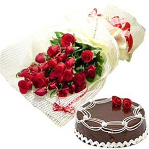 Gift - 12 Red Roses +1/2 Kg Cake