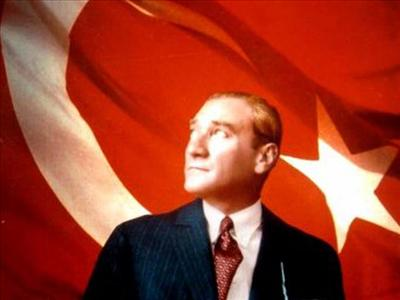 Atatürk Mü? Baban Mı?
