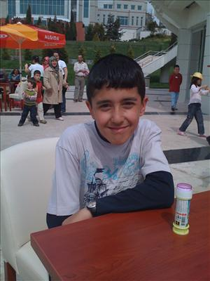 6/D'de Kimsin?(Yapan:Alper Boztaş)