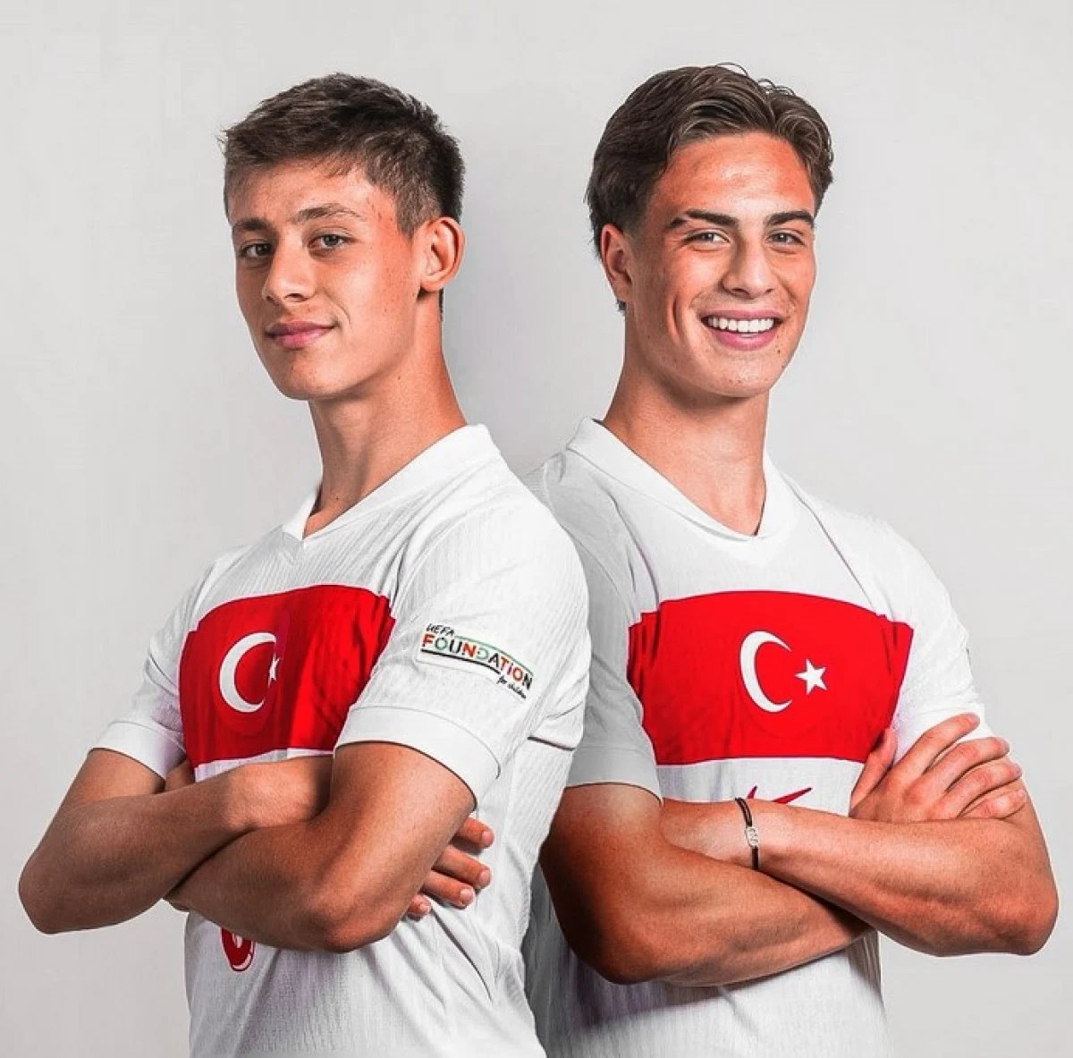 Hangi futbolcu gibi futbol oynaya bilirsin