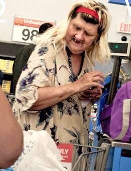Une Madame vraiment  Laide