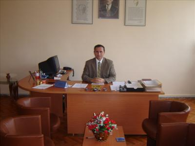 Hangi Dilek Özer Okulu Müdürüsün?