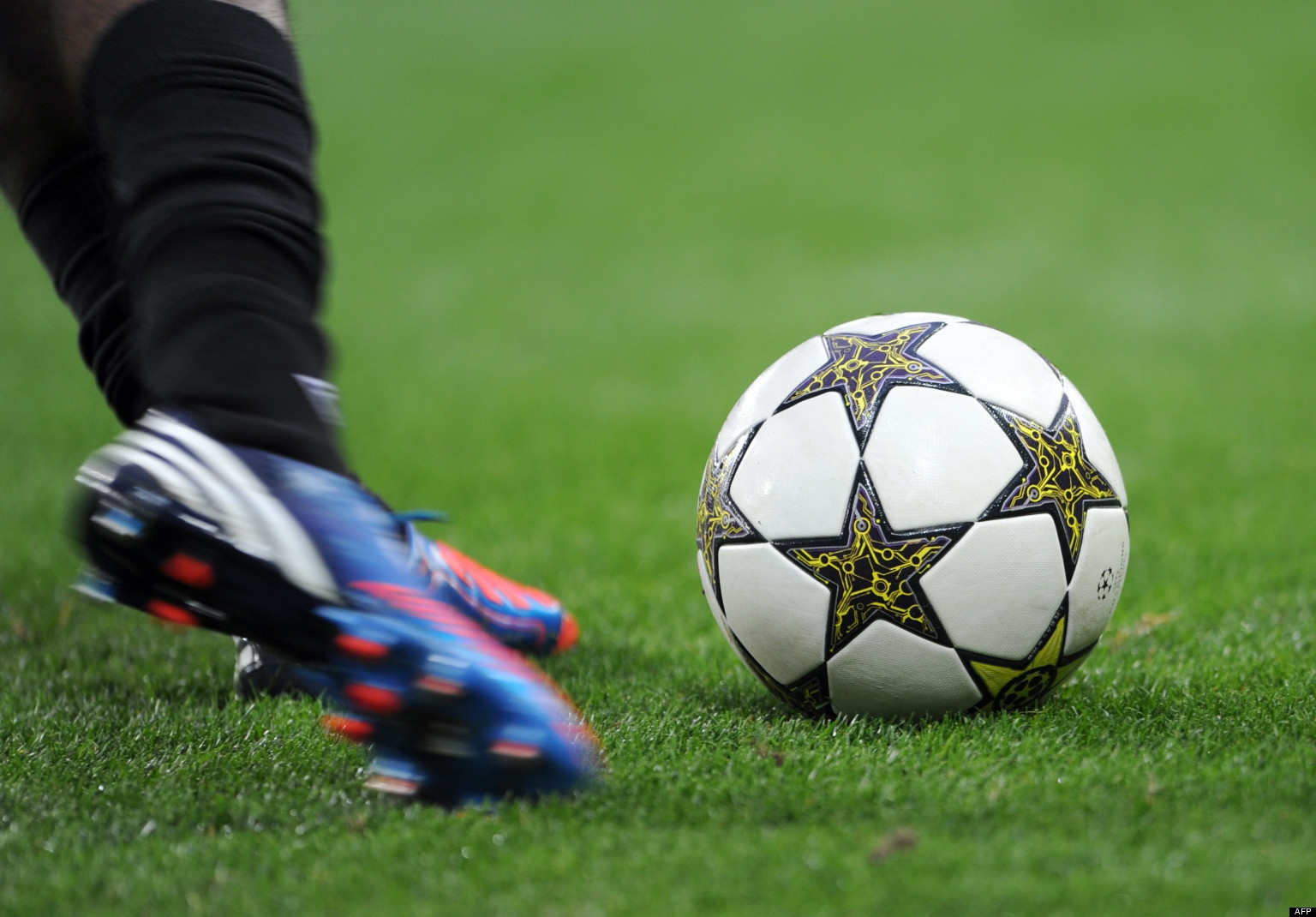 Gerçekteki Futbol Takımın Ne?