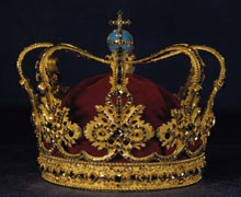 Queens crown