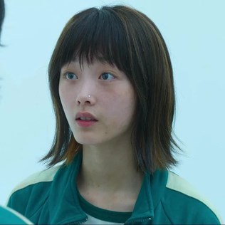 Jİ YEONG(240)