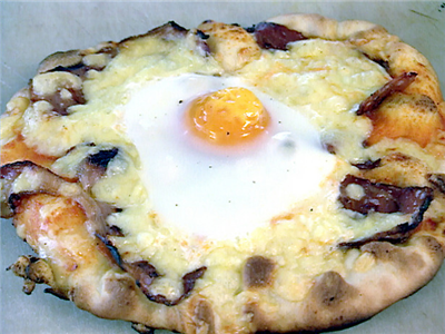 breakfast pizza