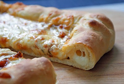 mozza crust pizza