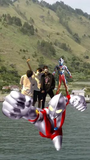  Ultramen apakah kamu